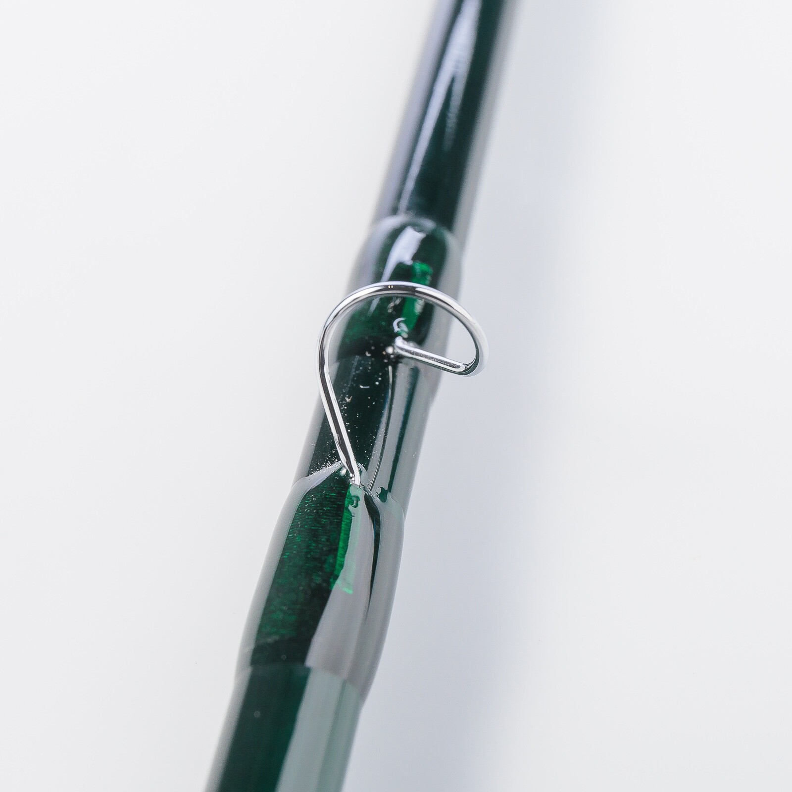 R L Winston Pure 2 8 FT 3 IN 4 WT Fly Rod – Free Fly Line – Free 2 Day Shipping