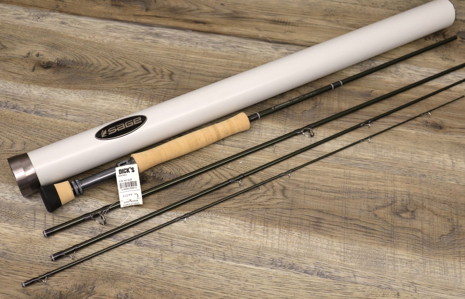NEW SAGE R8 Core 9wt. 9’ft~4Pc FlyRod w/ Hard Metal Case