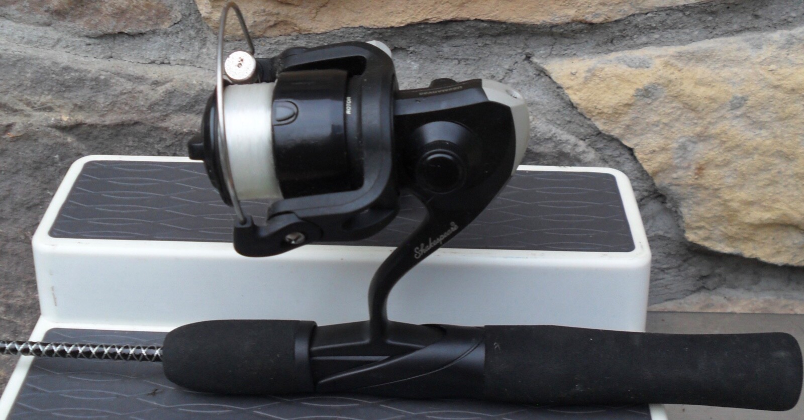 Shakespeare Ugly Stick Fishing Rod 36” Avengers USBL361M, reel