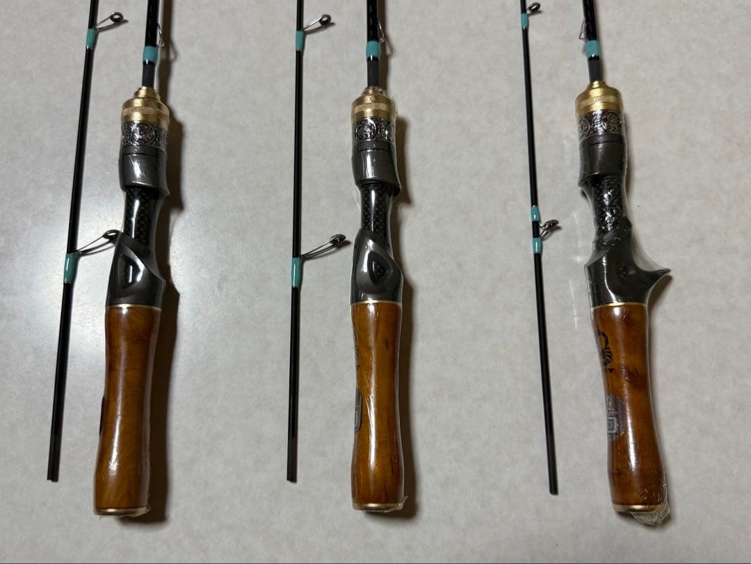 3-Piece Lure Rod Set, 1.37m Spinning & Casting, Wooden Grips, Case