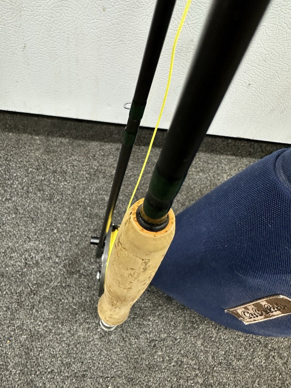 Scott V2 904 3.1 Oz 4 Line Fly Rod 2 Piece W/ Orvis Battenkill 5/6 And Case