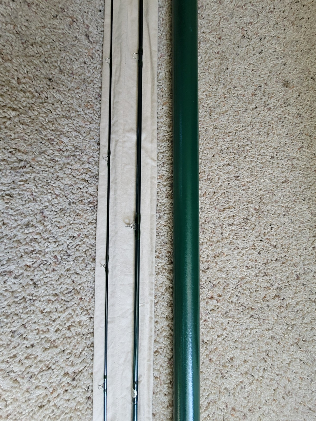R.L. Winston Rod IM6 9′ 6wt 2pc Fly Rod Good Condition