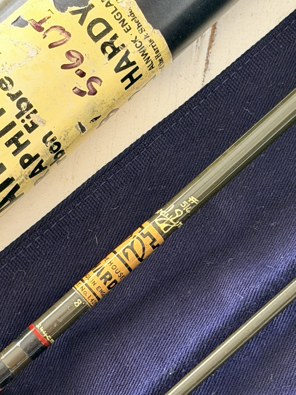 *BEAUTIFUL* *RARE* HOUSE OF HARDY ENGLAND # 5/6 8′ Graphite Carbon Fibre Rod🔥