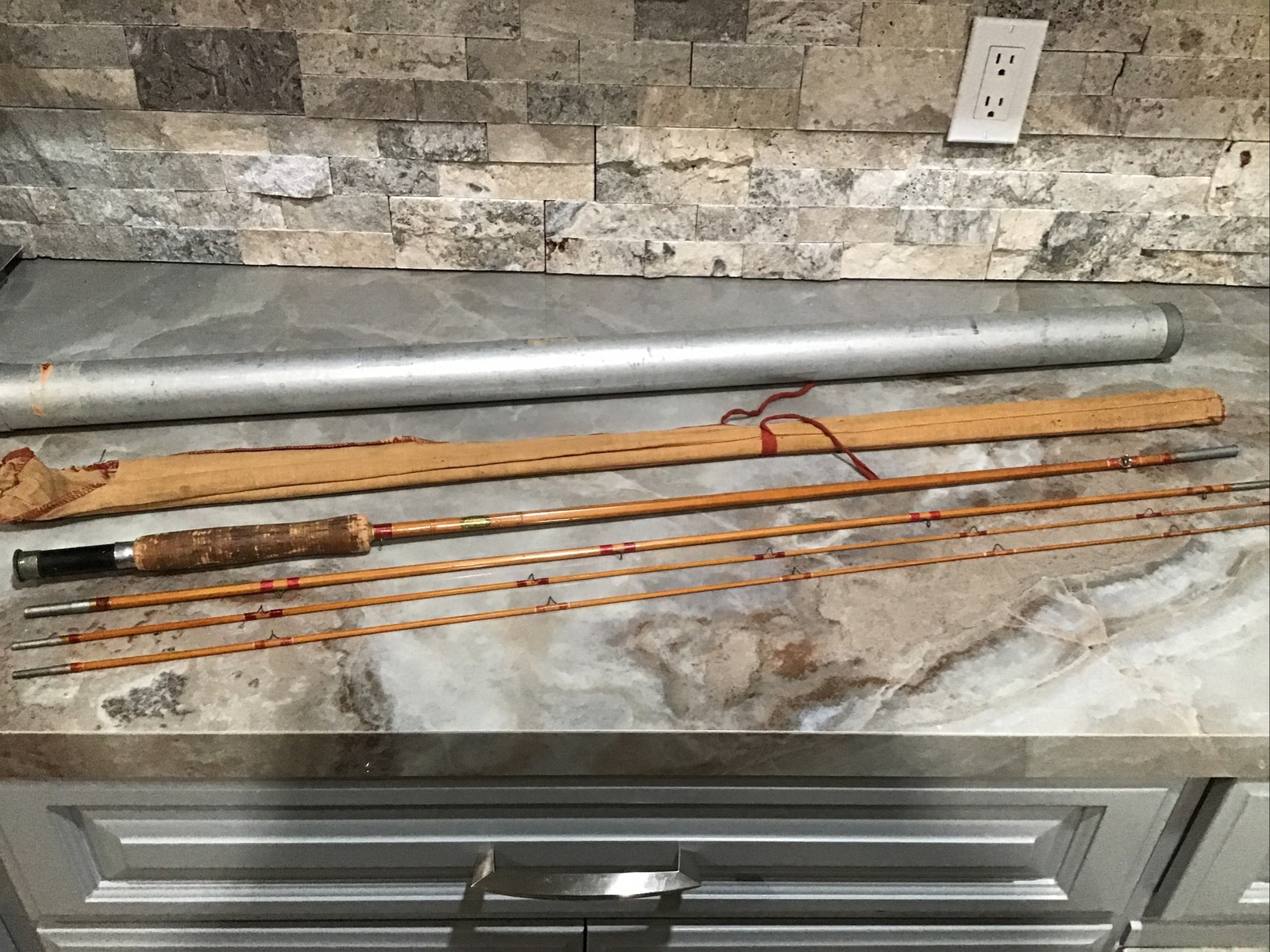 SHAKESPEARE 9’0” Split Bamboo Fly Rod with FULL LENGTH EXTRA TIP!! R12