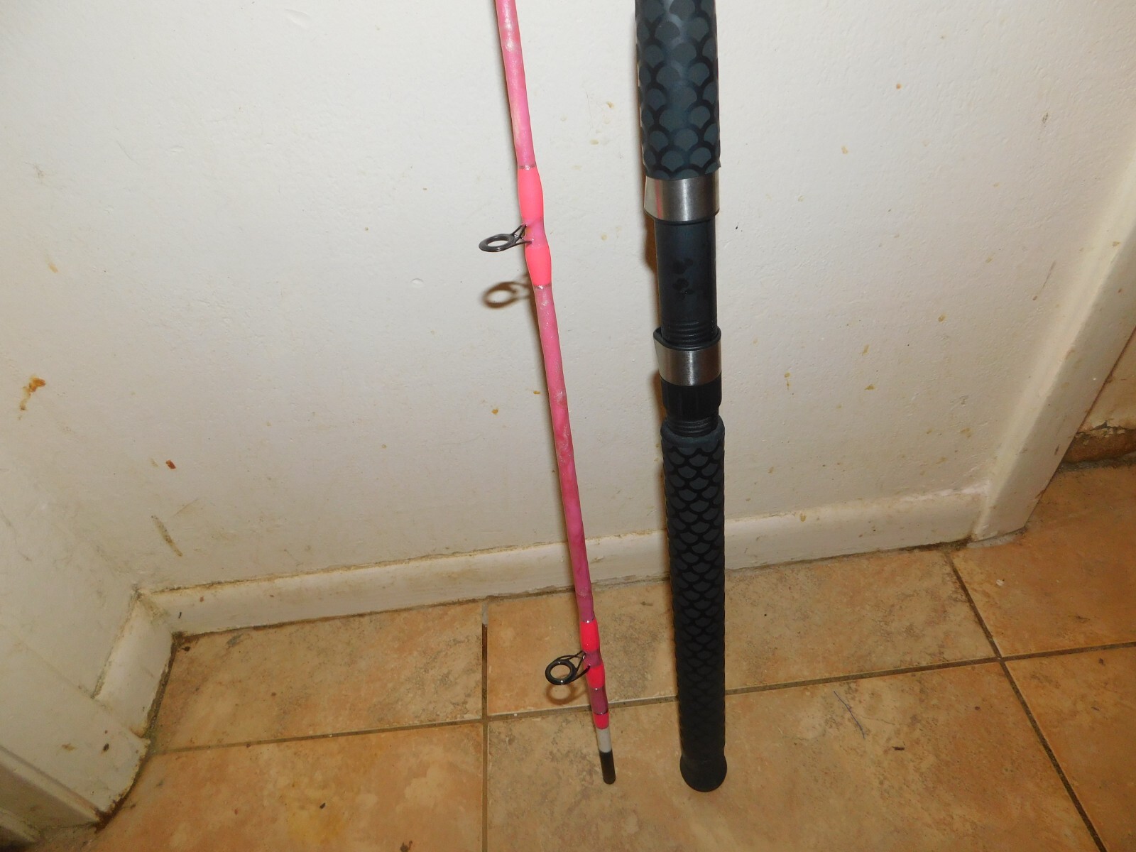 CUSTOM CASTING ROD 6’6″ 2 PC PINK PEARL MARBLE 10-20 LB NEW