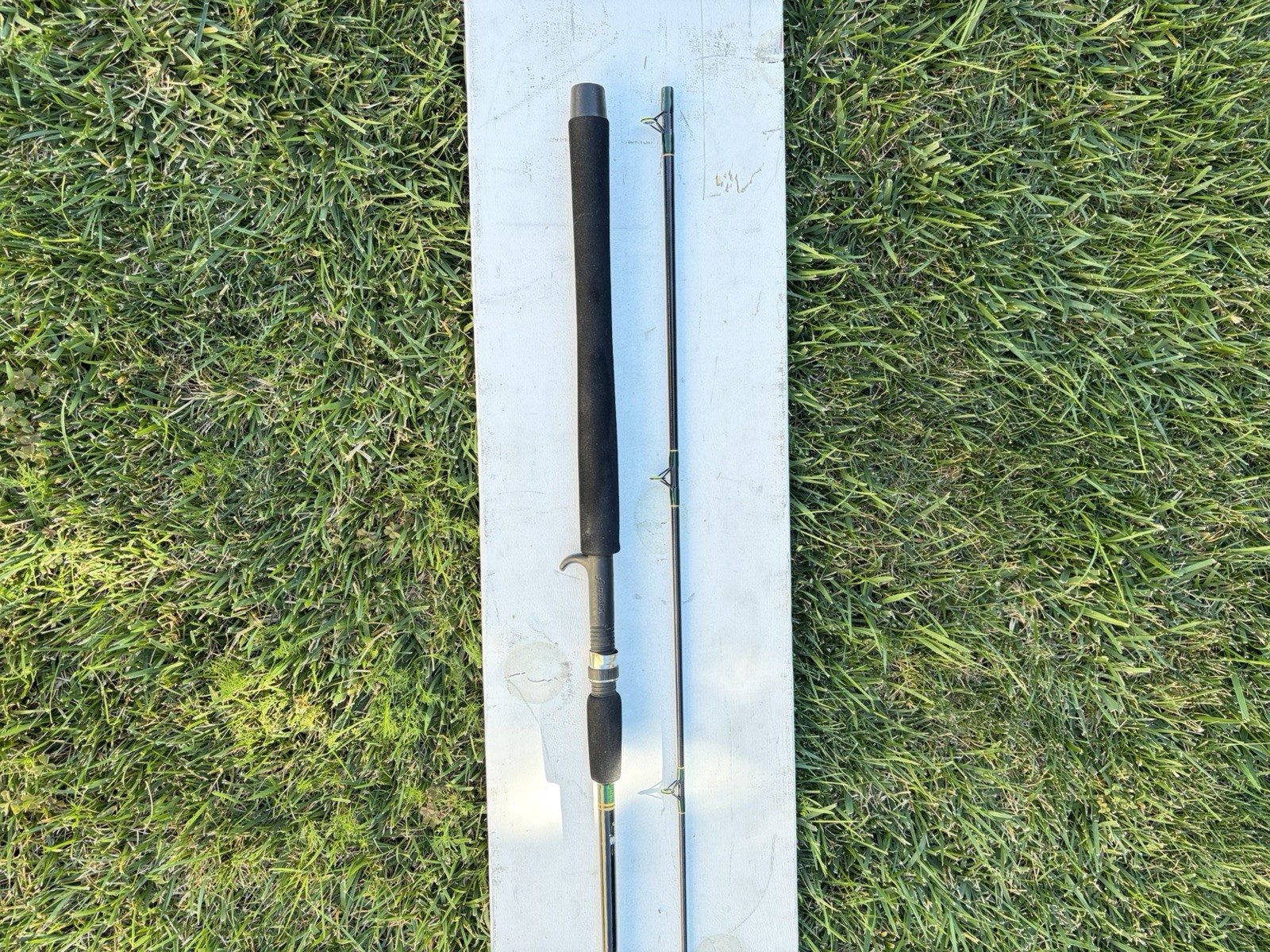 Vintage Fenwick Eagle Graphite E83CM-2 8 1/4 Two Piece Rod Excellent!