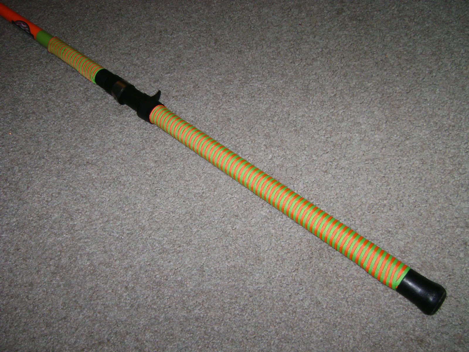 GLOW ROD MEAT HUNTER EXTREME 10′ ORANGE GLOW Casting Rod – BIG FISH, STRIPER !