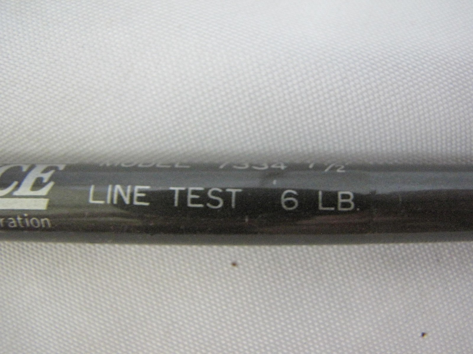 Reliance 7334 Fly Rod 7.5 Ft 6 Lb Line Test Black 2pc Foam Grip Freshwater