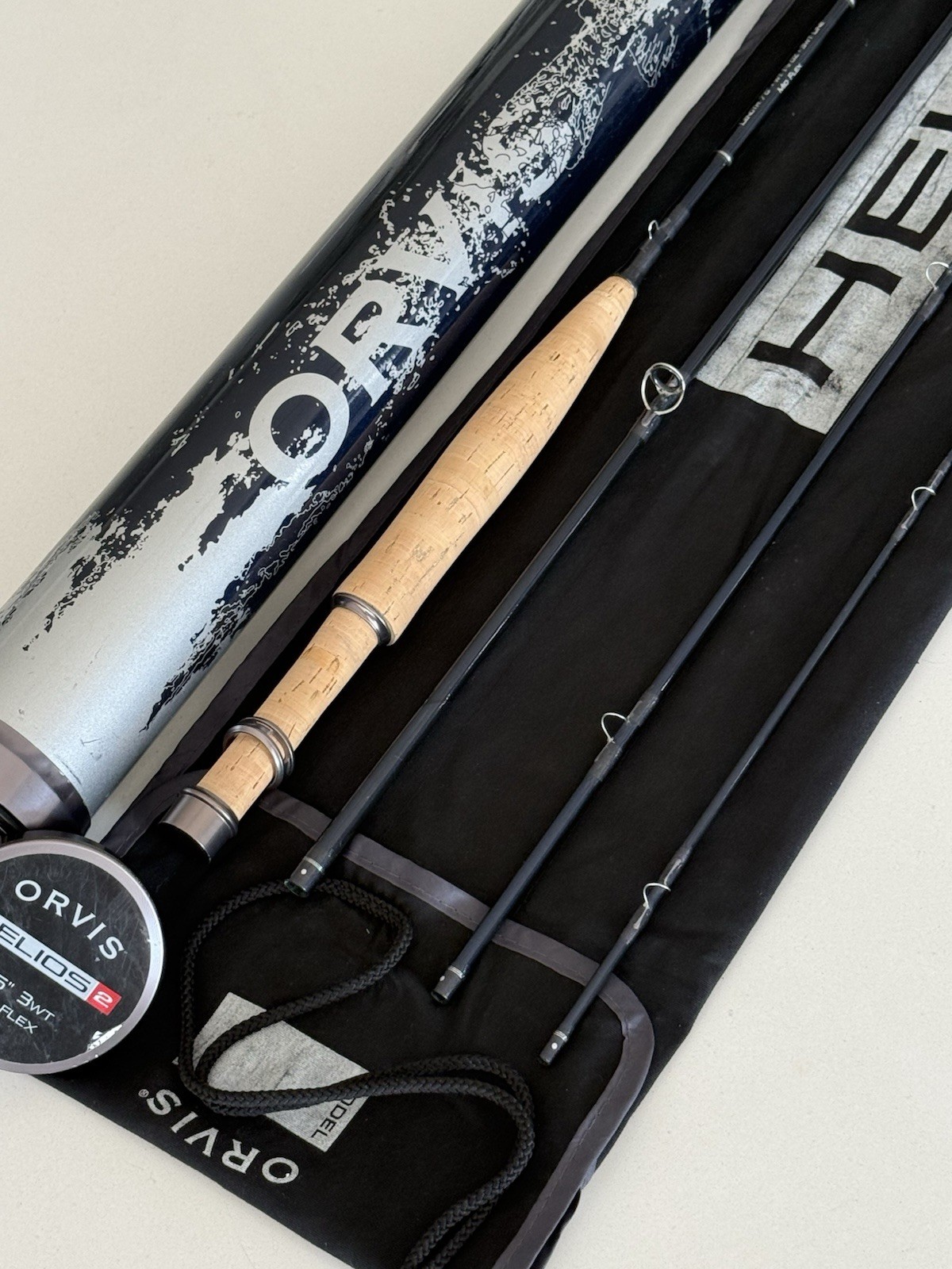 **BEAUTIFUL** SUPER RARE ORVIS ￼ HELIOS-2 3wt 7’6”in ￼ Flyrod!!