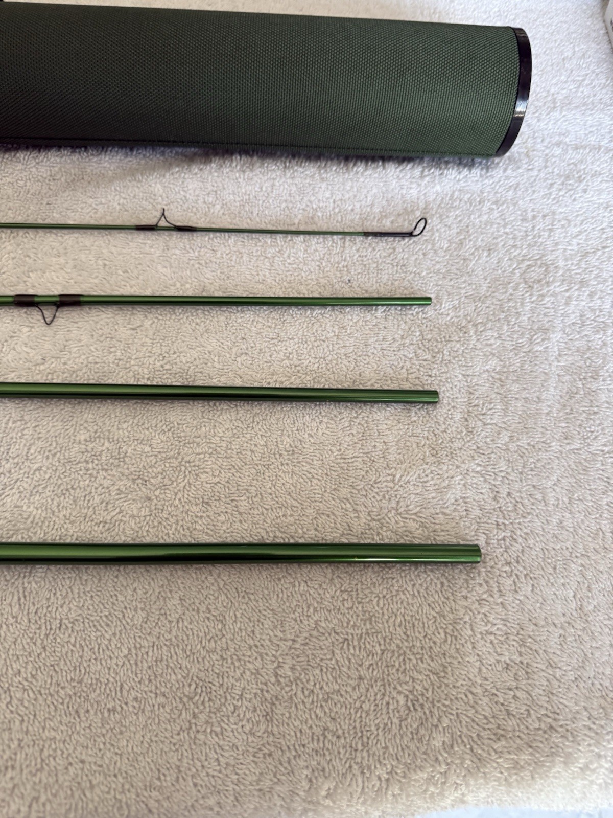 Redington Vice 990-4 Fly Rod 9ft 9wt 4pc Green Cork Grip Tube