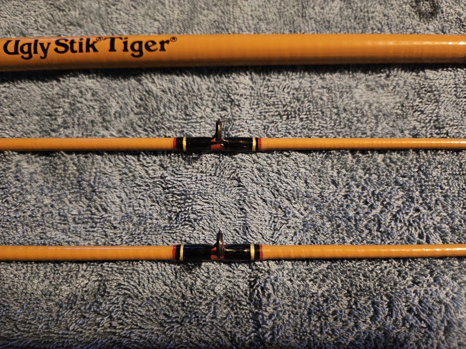 Shakespeare UglyStik Tiger BWD 2200 8′ Med Lite 12-30lb Casting Rods Set of 2