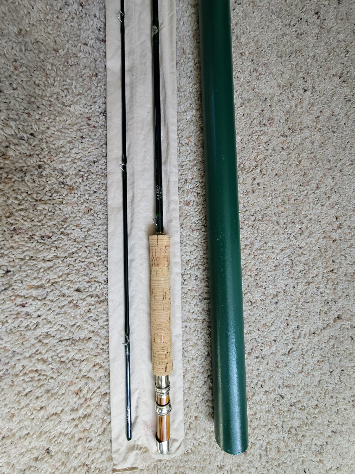 R.L. Winston Rod IM6 9′ 6wt 2pc Fly Rod Good Condition