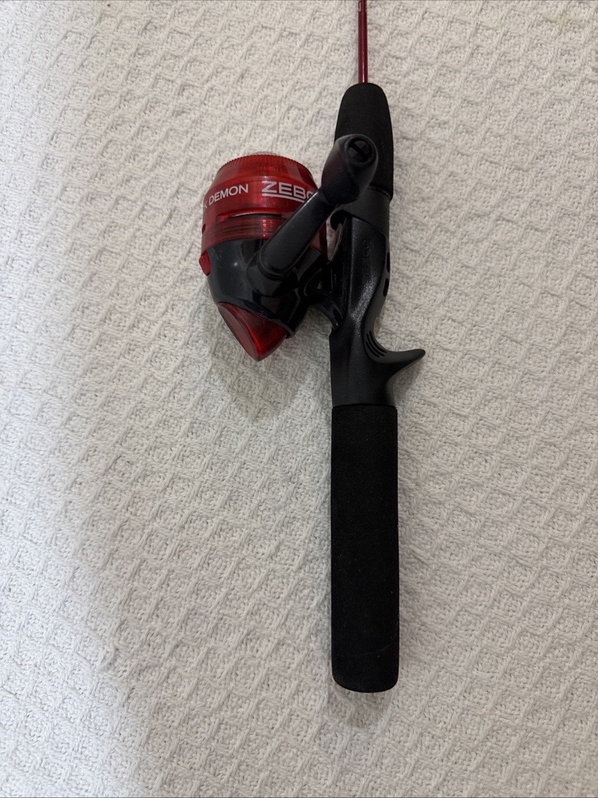 Zebco Dock Demon Red 2Ft 6 Inch Medium Spinning Rod & Reel Combo Fishing Gear