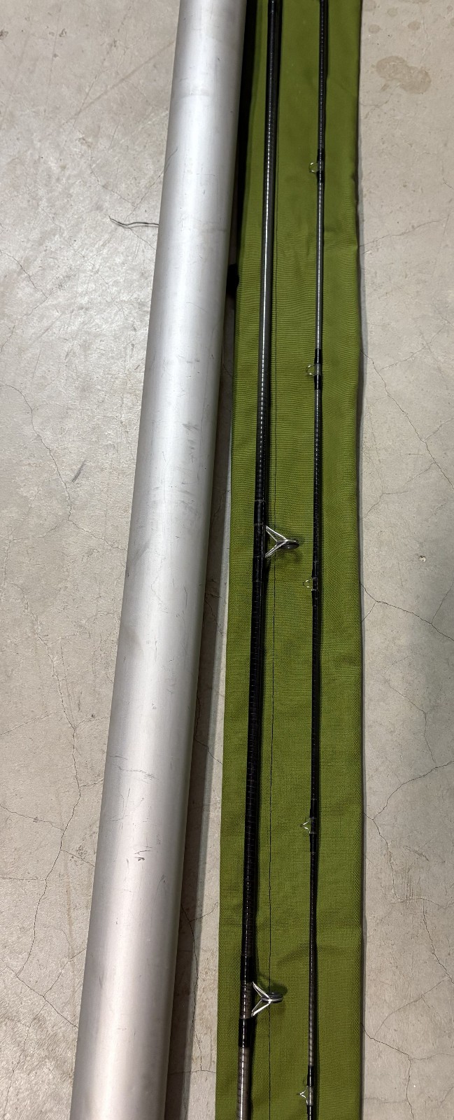 Orvis 9’ Shooting Star Graphite Fly Rod, #9 wt, 4.25oz 2pc With Tube And Sock