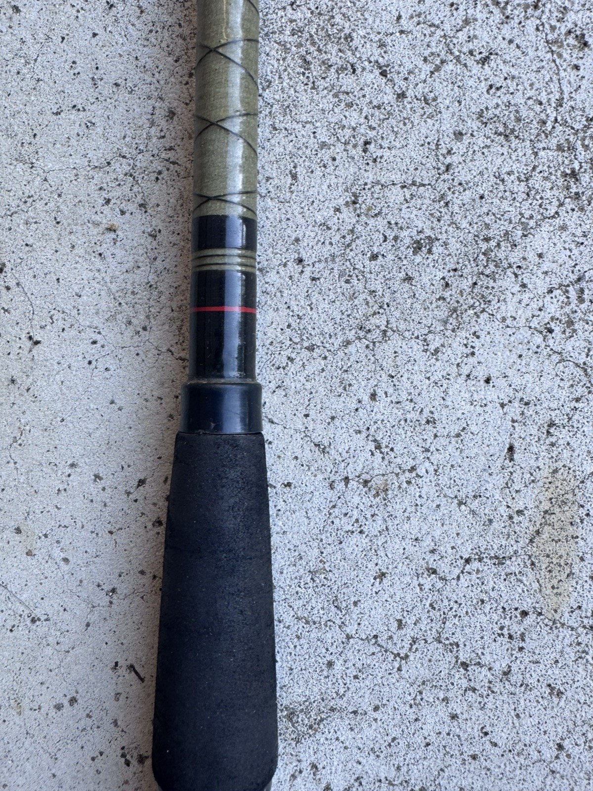 Berkley Vintage 2 Piece Fishing Rod “AVENGER” Medium Action AC30 6’6″