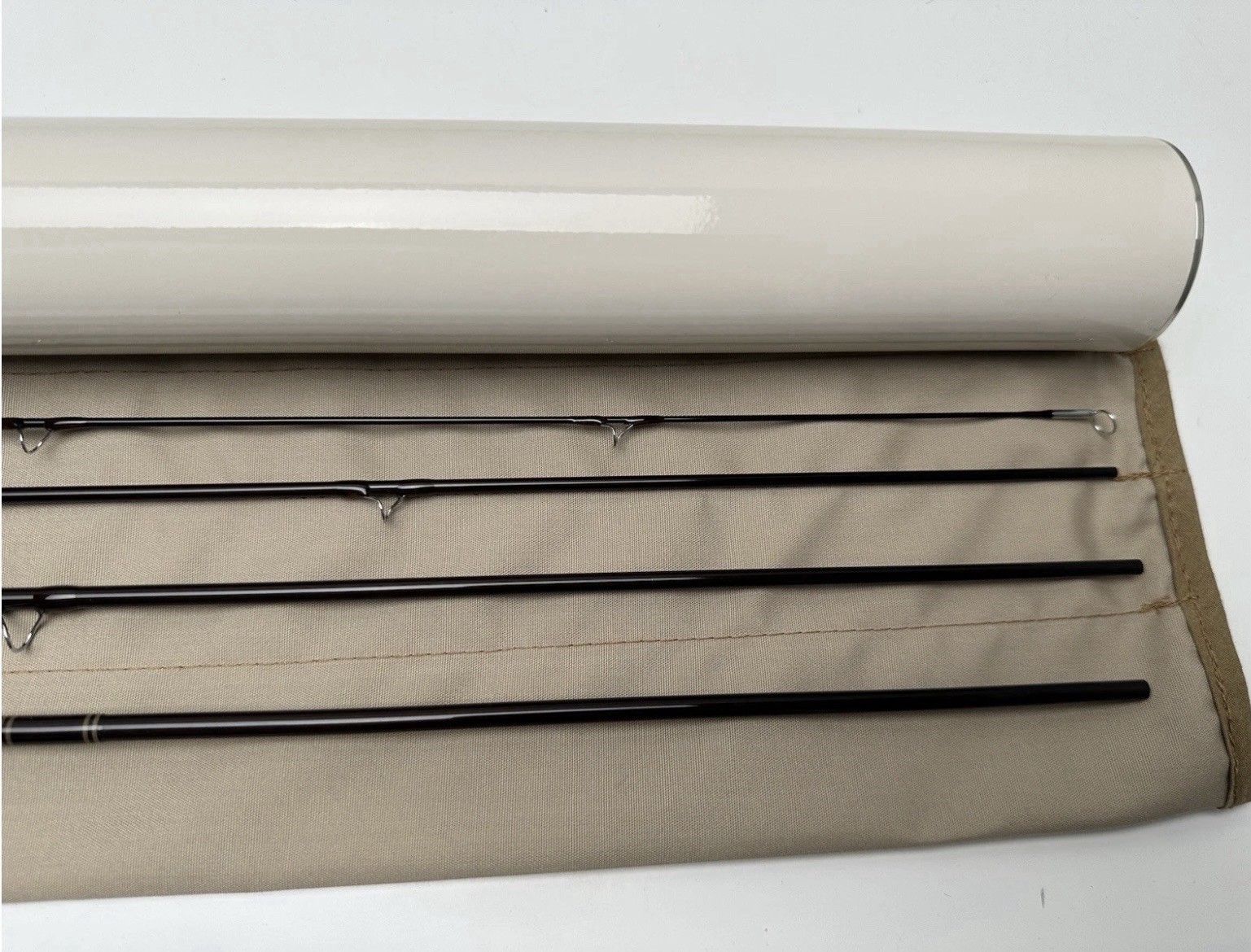 SAGE R8 CLASSIC 8ft 3wt Fly Rod – Excellent Condition
