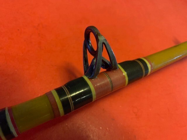 VINTAGE CUSTOM BUILT FENWICK 1670 6 FOOT 6 INCH 30 TO 60# JIG STICK FISHING ROD