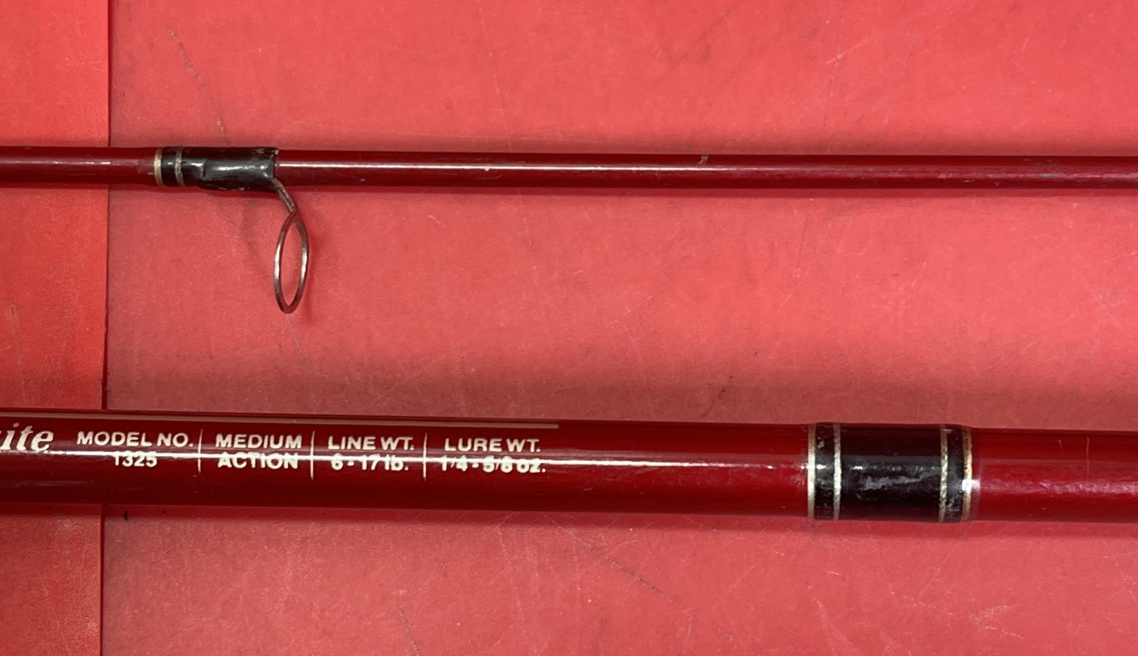 South Bend KwikStix Competitor Model 1325 Graphite Comp. 2pc 5 1/2” Spinning Rod