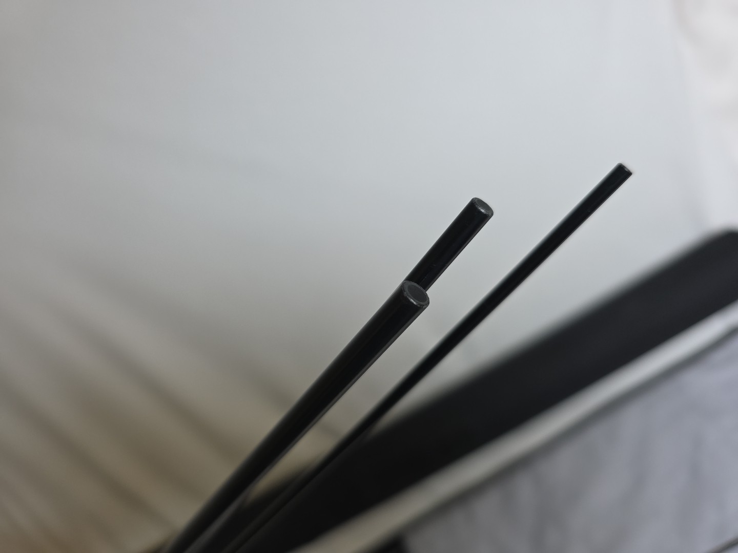Powell Legacy XL 905-4 Fly Fishing Rod 9′ 4wt 4 Piece Black Excellent Case