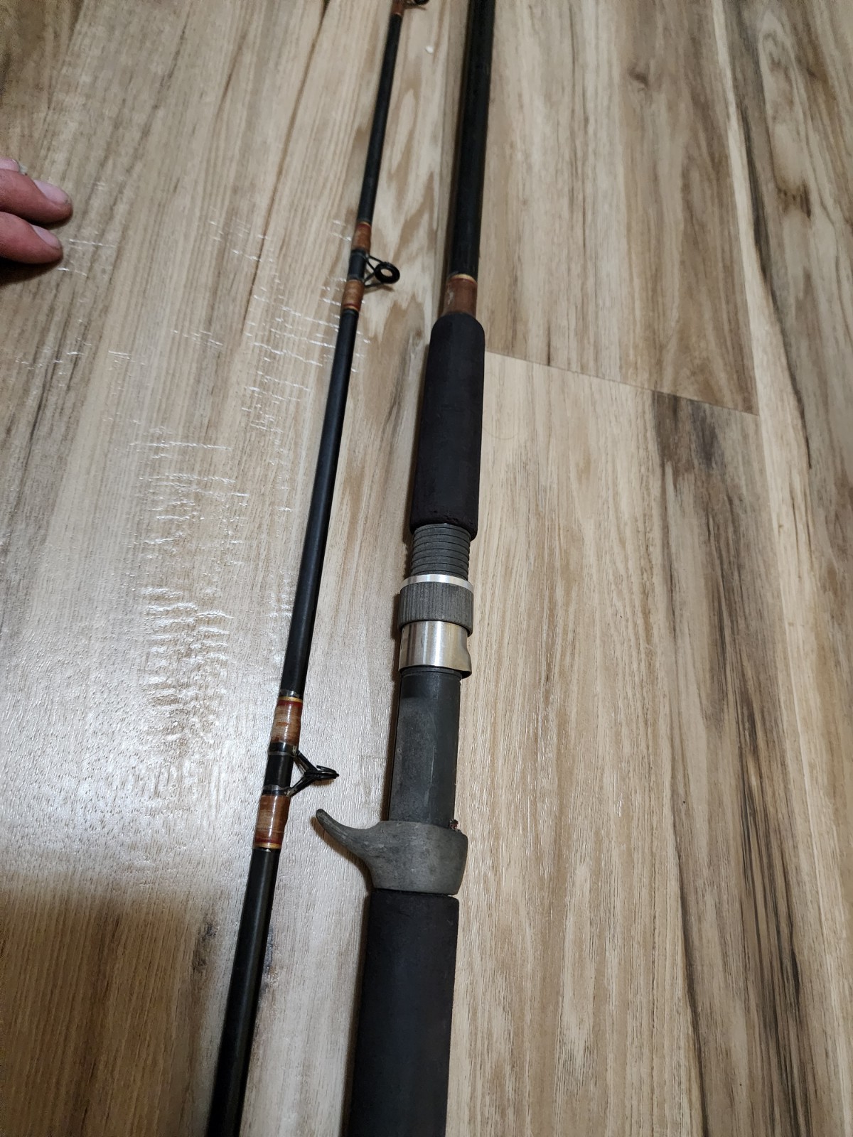 Cabelas 8’ 6″ Downriger 2-Piece Rod
