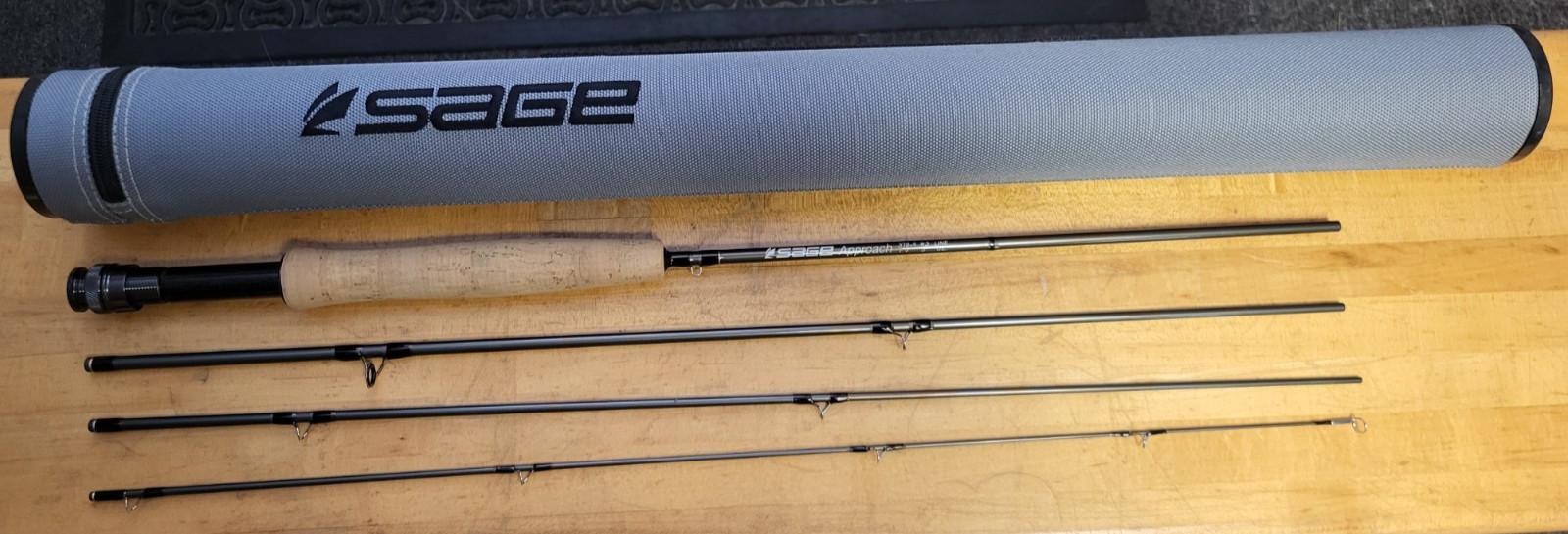 Sage Approach 370-4 7′ 3wt 4pc Fly Fishing Rod Graphite III Excellent condition