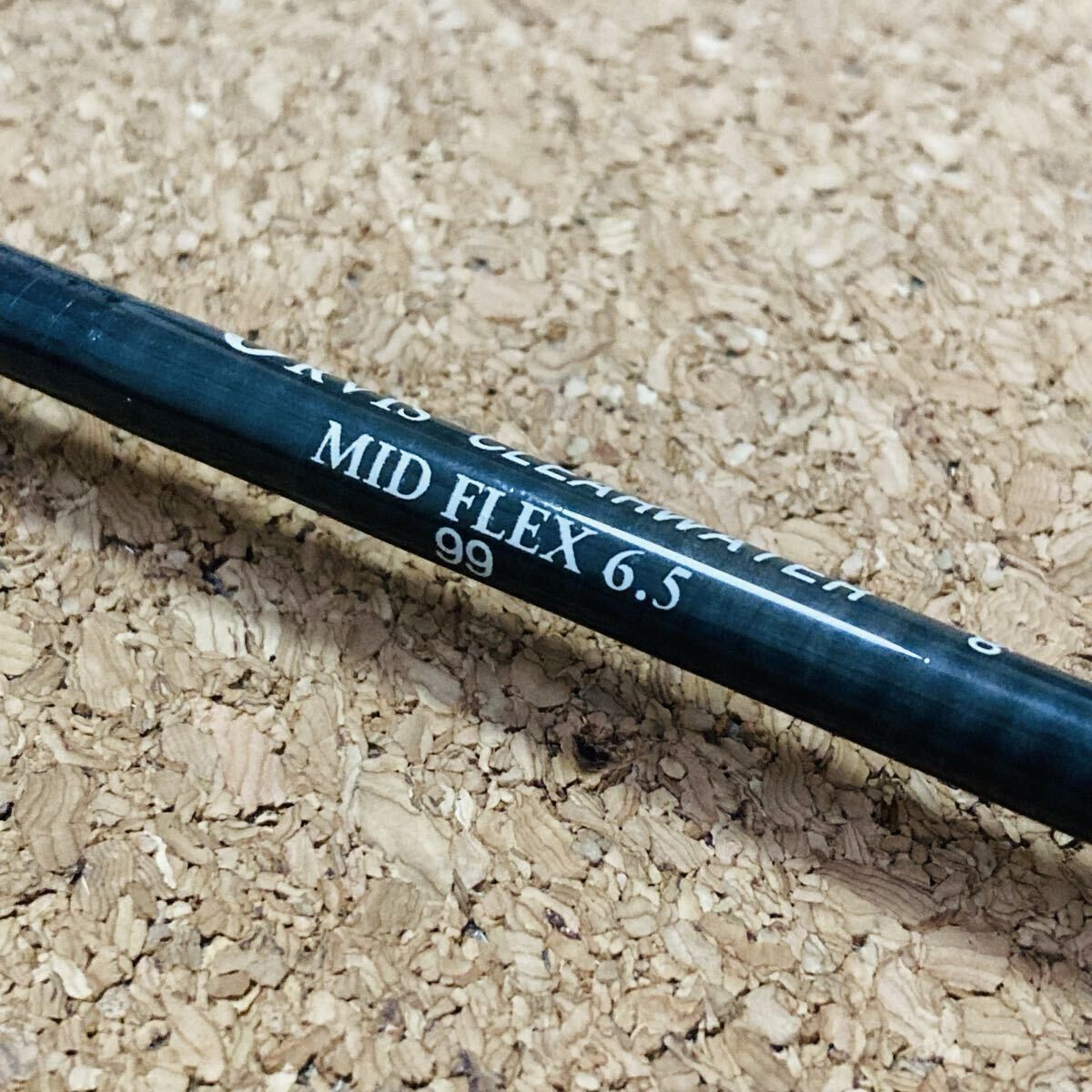 ORVIS Clearwater Midflex 6.5 99 8′ 3 1/8oz. 4wt. line 2-piece fly rod for trout.