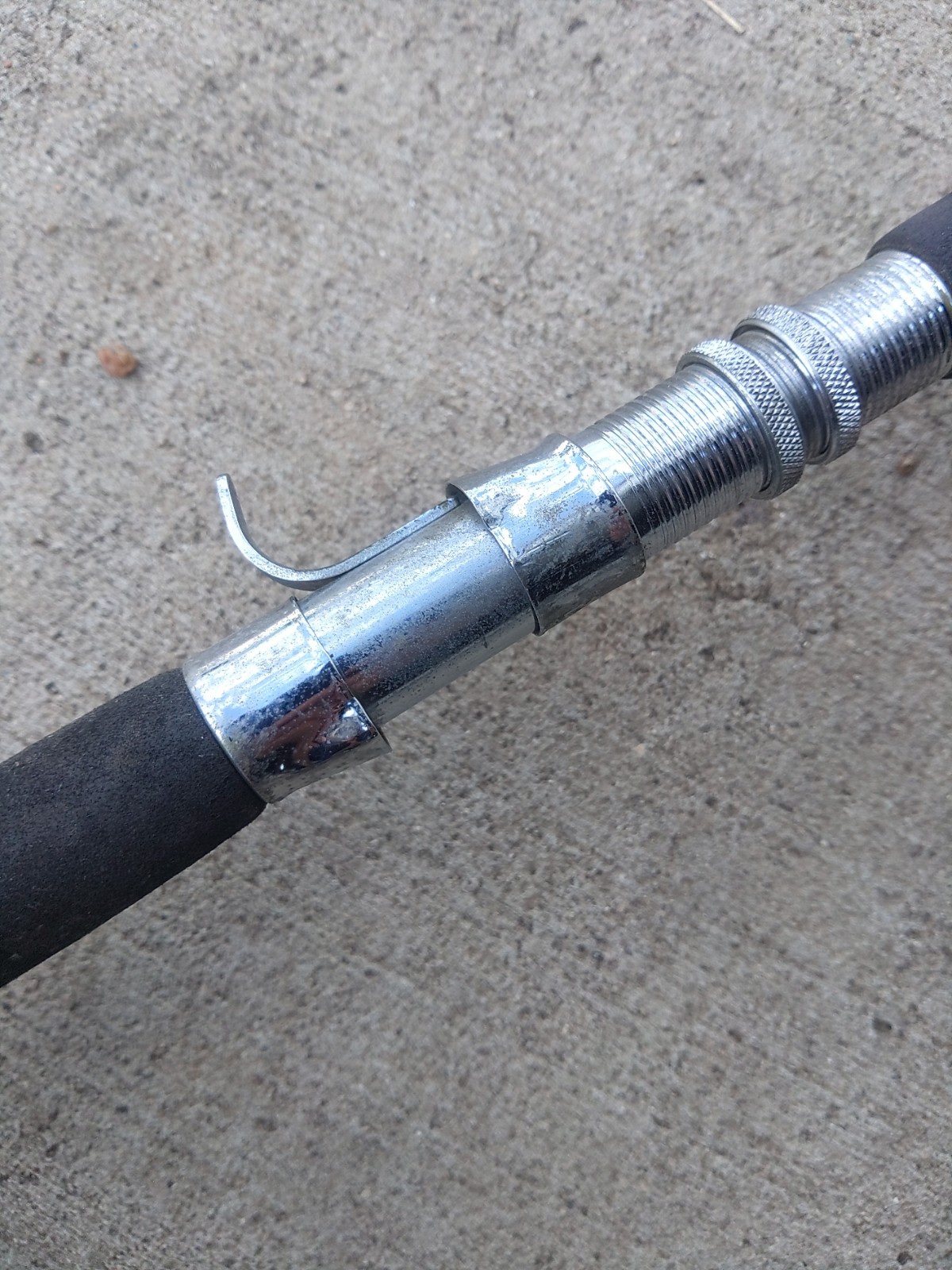 Vintage Shakespeare Ugly Stik BWC 1120 5′ 6″ 15-25lb w/ Trigger Grip.