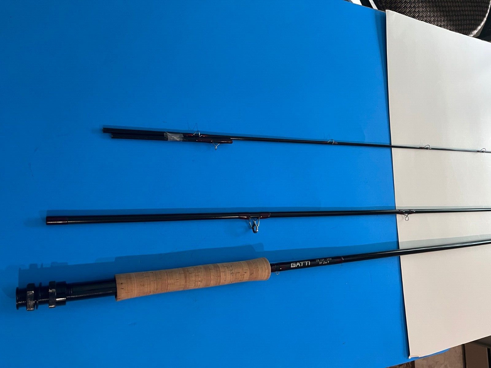 GATTI FR910 FLY ROD / 10 ft 9 WT. / 3 PIECE + rod-broken tip-