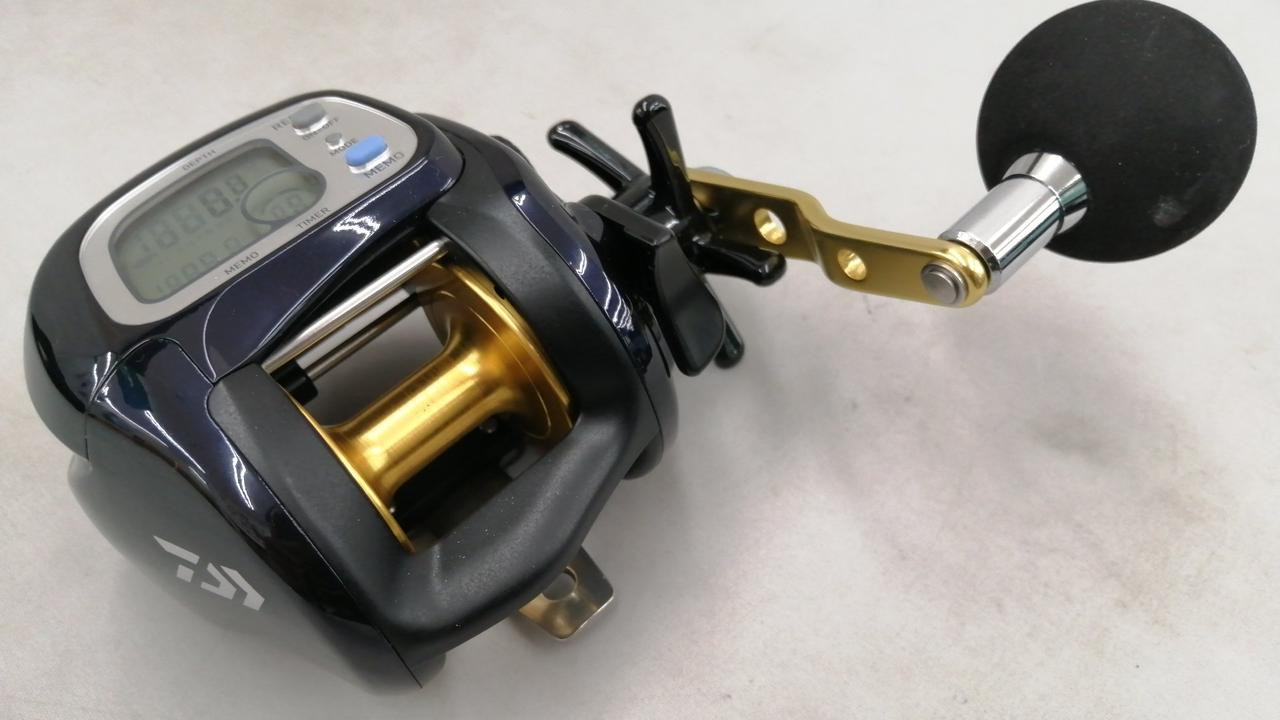 DAIWA 17 Tana Sensor 300 Black Color Tested w/Case