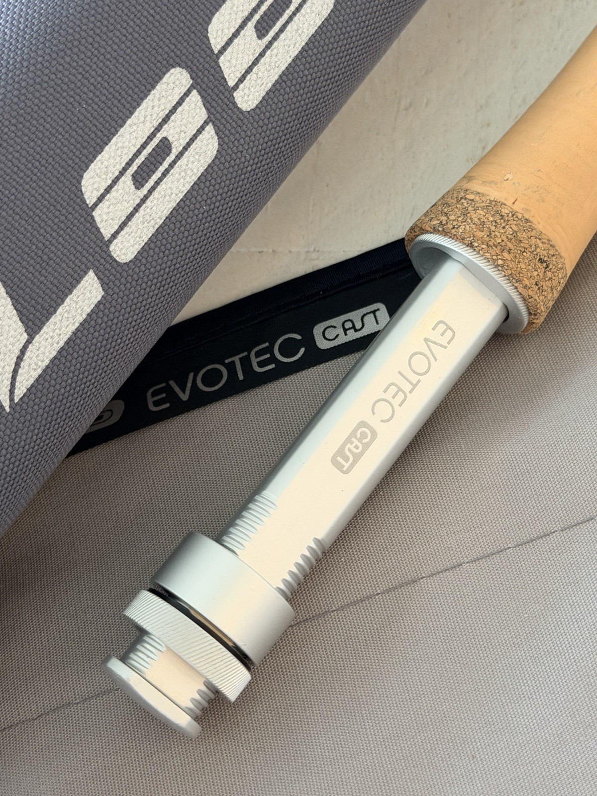 **BEAUTIFUL**🔥 LOOP EVOTEC Cast 2wt. 8’6”in/4pc Flyrod!! 🔥~LEGENDARY~🔥