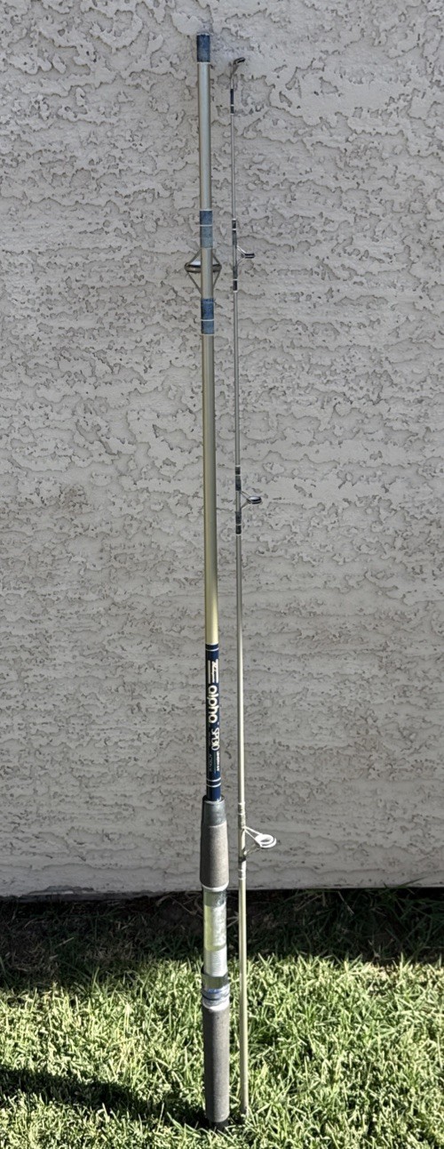 Shakespeare ALPHA SP1310- 6’6” Spin Fishing Rod 2 Piece Vintage