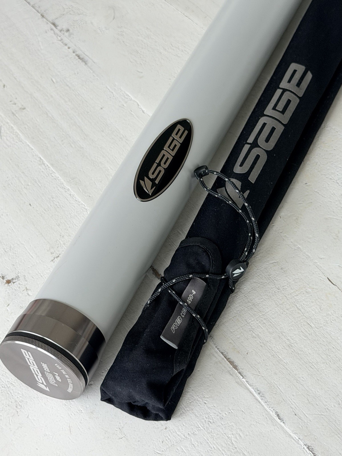 **BEAUTIFUL** 🔥 SAGE R8 Core 4wt. 9’ft FlyRod!!🔥~LEGENDARY~🔥