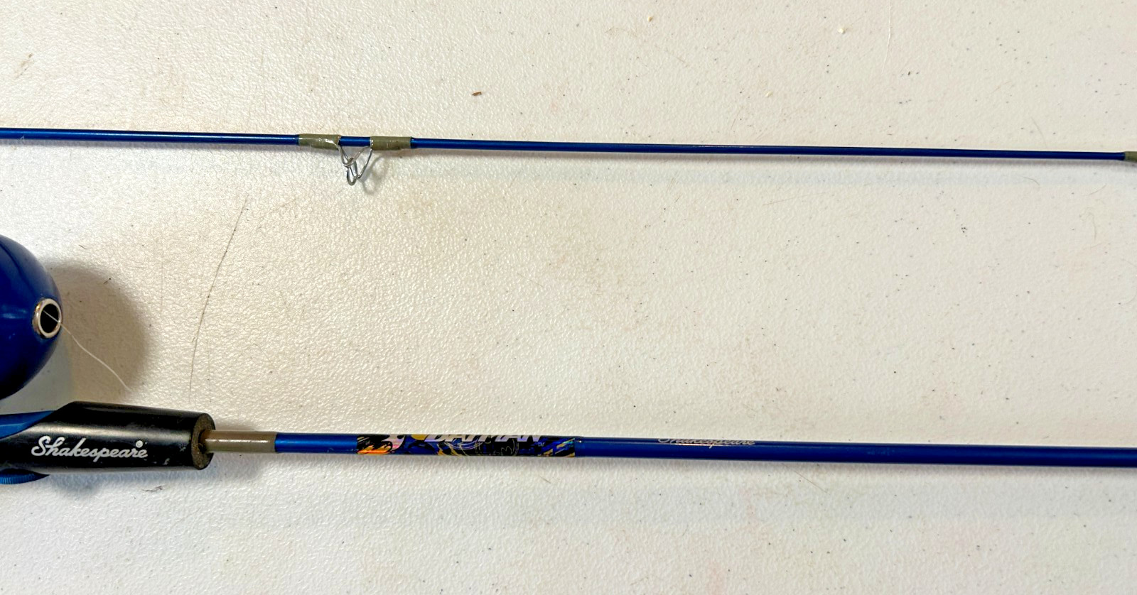 Vintage Batman Shakespeare Spinning Fishing Rod, Enclosed Reel 5′, 2 Piece