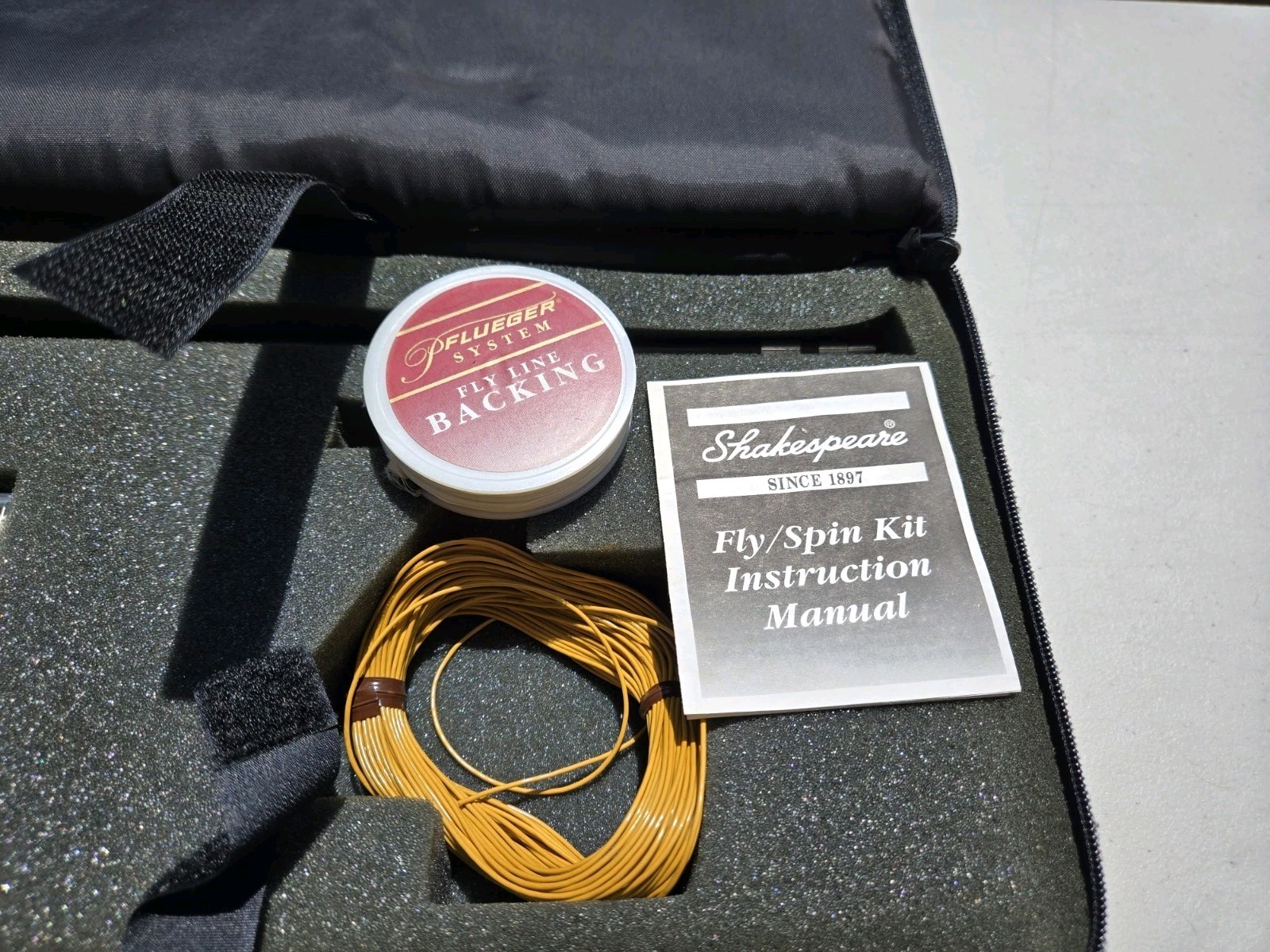 Vintage Unlimited Fly Fishing Rod Kit Pflueger Shakespeare With Travel Case