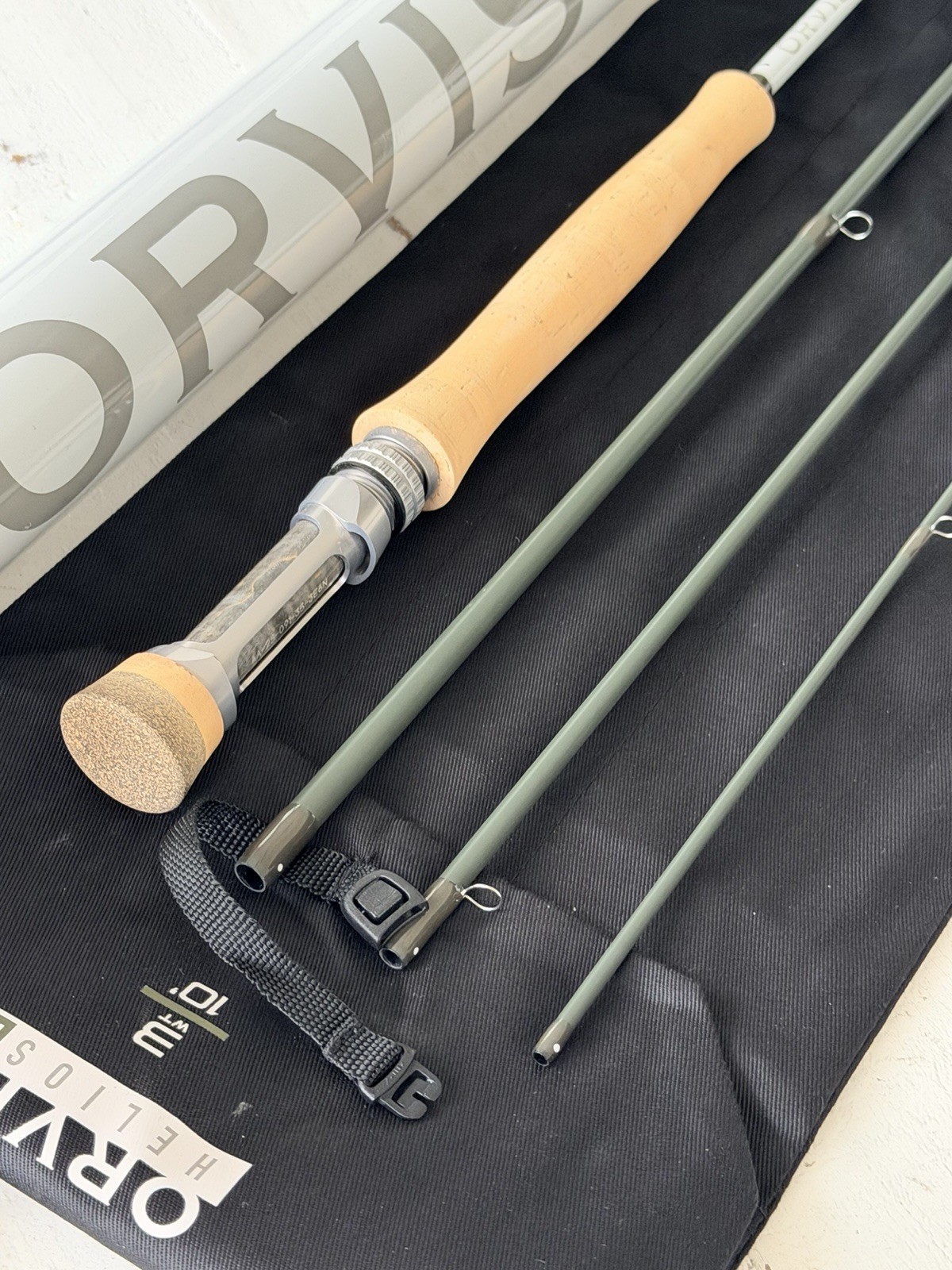**BEAUTIFUL** 🔥 ORVIS HELIOS-4F. 3wt. 10’ft Flyrod!!🔥 ~NEW 2024~🔥