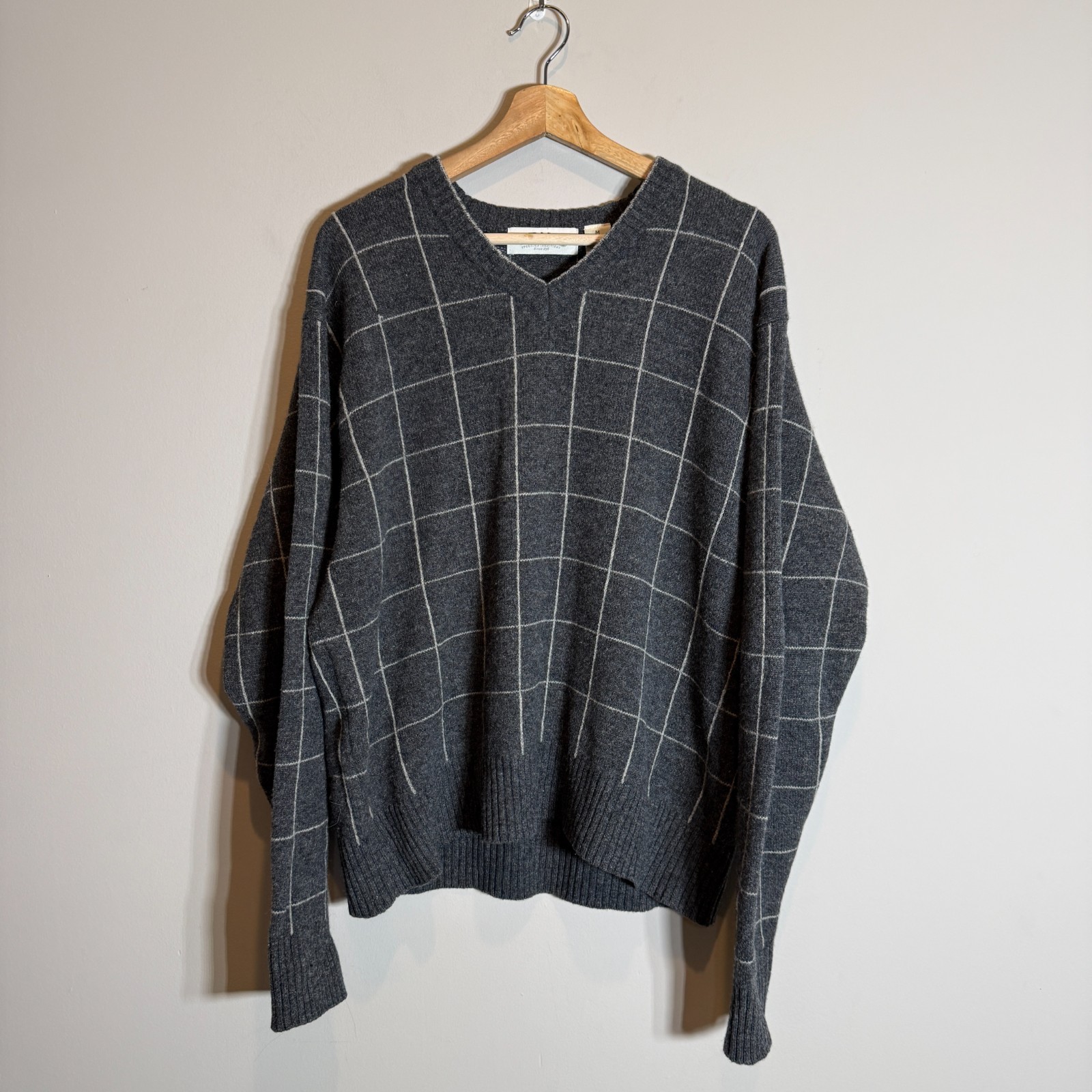Orvis 100% Wool Windowpane V-Neck Knit Sweater Pullover Men’s Medium Gray NWOT