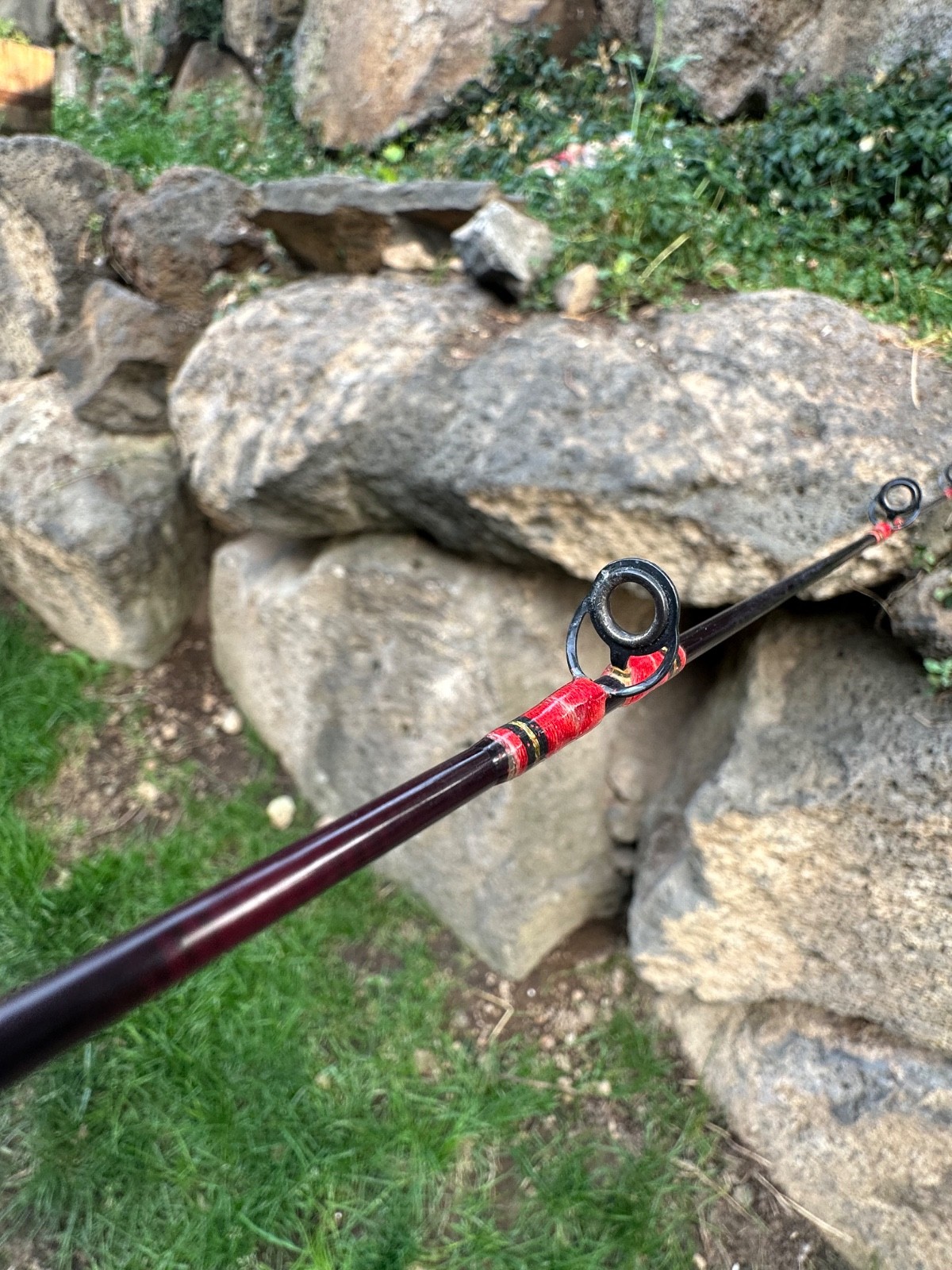 Bass Pro Shops IM7 Graphite Casting Fishing Rod 5′ 6″ 1 Piece Tourney Special