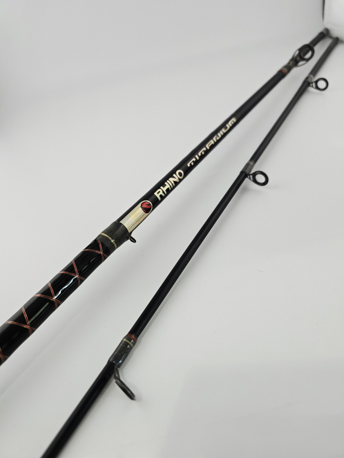 Rhino Titanium RHTC602M 6′ 2pc Medium/ Action Casting Rod