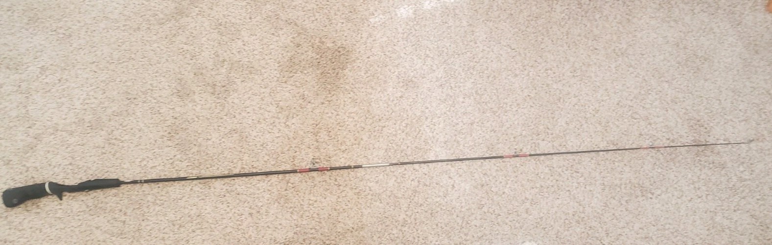 Shakespeare Sturdy Stik Casting Fishing Rod SC125 5.5′ Medium Action 2 Piece