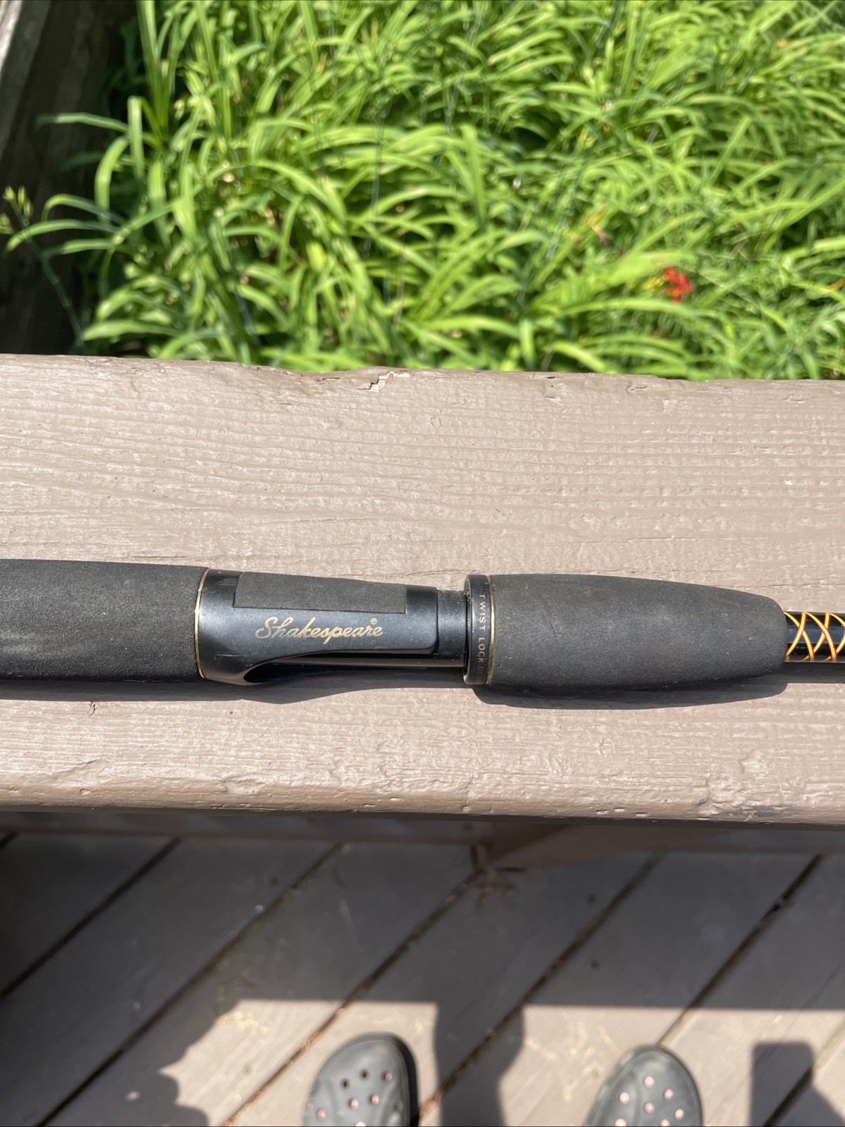 Shakespeare Ugly Stik SPL 1102 5’10” Lite 2 Piece Medium Spinning Fishing Rod