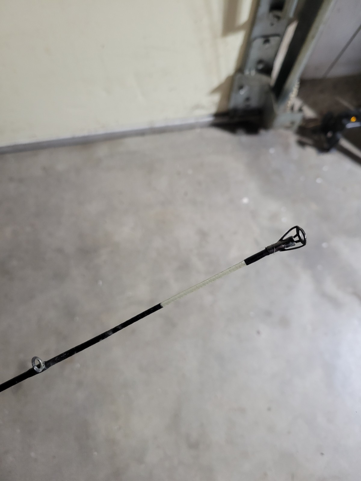 Shakespeare Ugly Stik GX2 Casting Rod 7′ Medium Action. Model USCA701MH 1pc