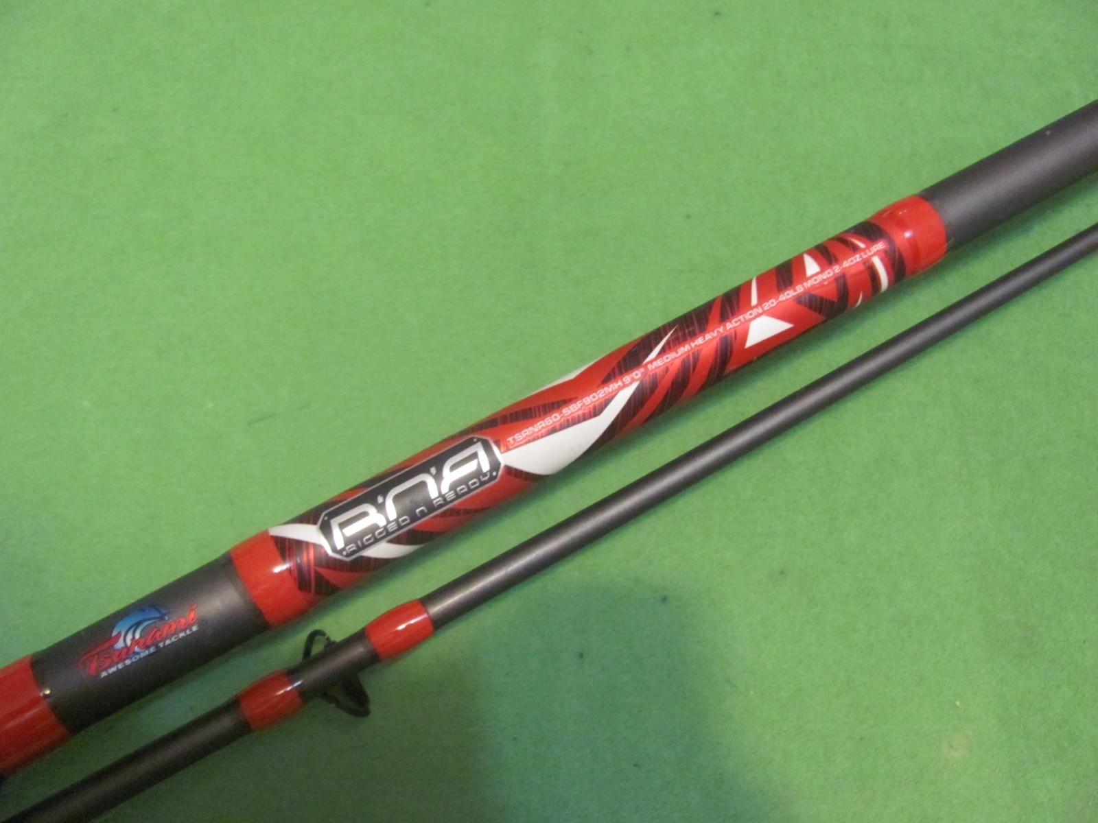 Tsunami RIGGED N READY 9′ 0″ Medium Heavy Action 2-Piece Spinning Surf Rod.