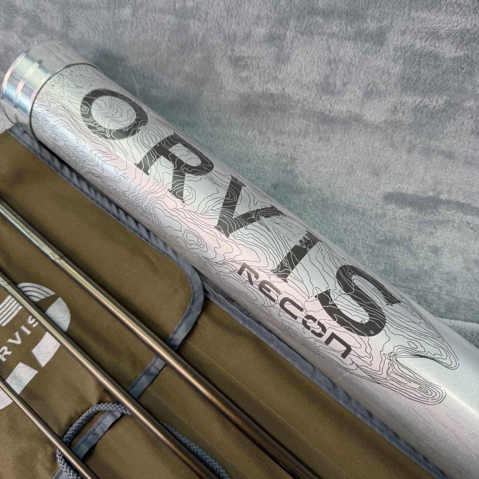 Orvis Recon Fly Fishing Rod 9’ 9wt 4pc Mod Action w Tube & Sock Excellent Y217