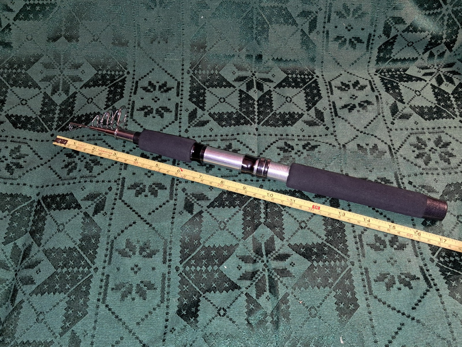 NEW VINTAGE DAVIDCRAFT K-312 COLLAPSEABLE SPINNING ROD 65 IN. LONG, VERY NICE