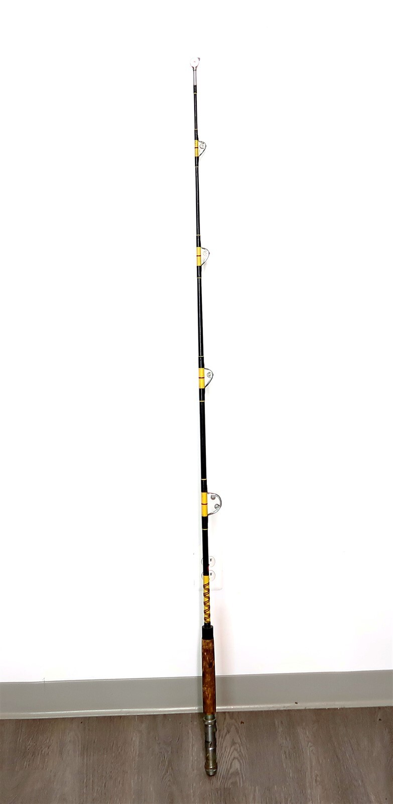 South Bend 1-611-203 Saltwater Trolling Rod w/ Roller Guides ~ MISSING ROD BUTT