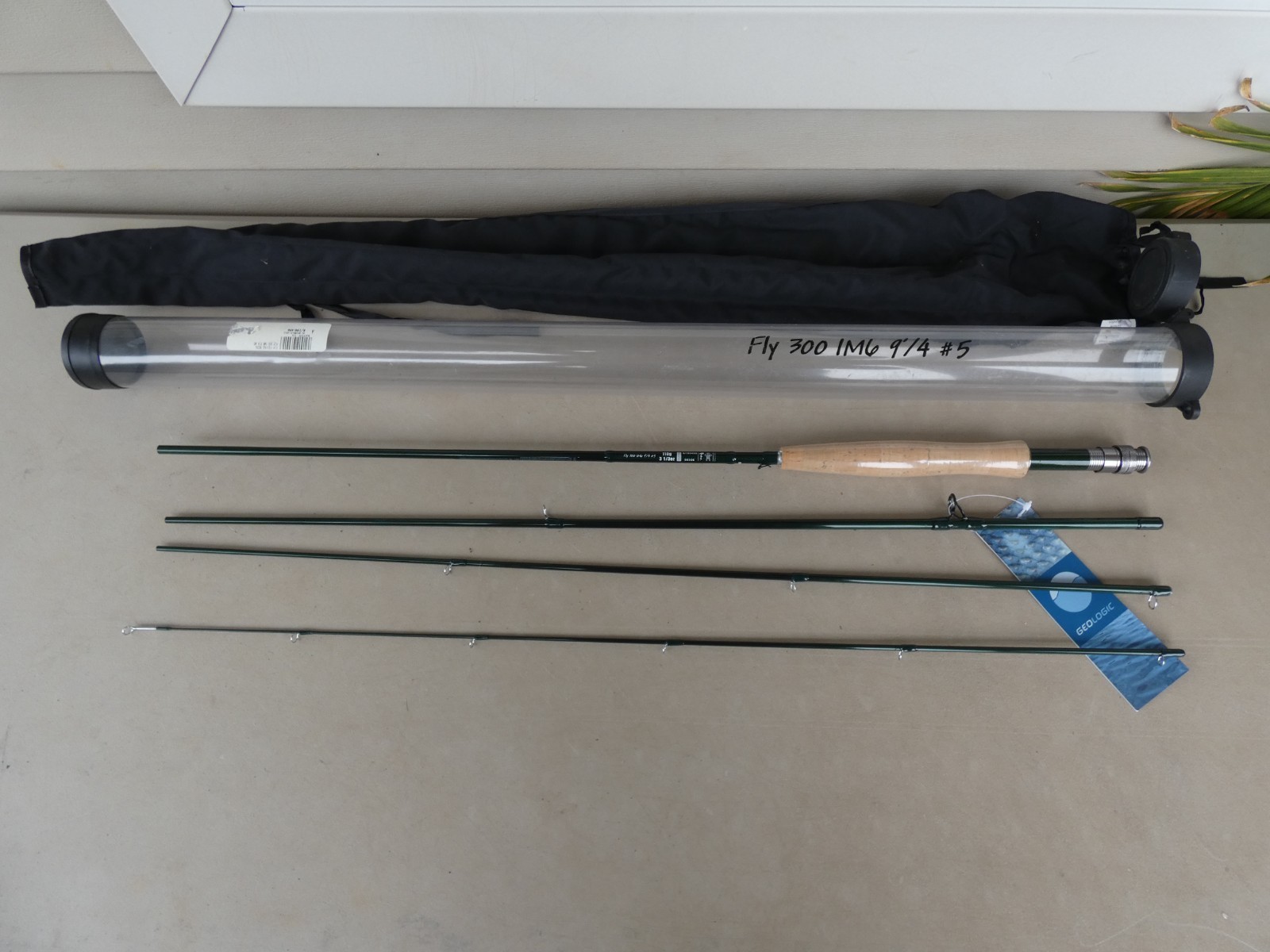 GEOLOGIC 9′ 5wt 4 Pc Classic Action IM6 3 1/3 Oz Fly Rod Green Black Matte