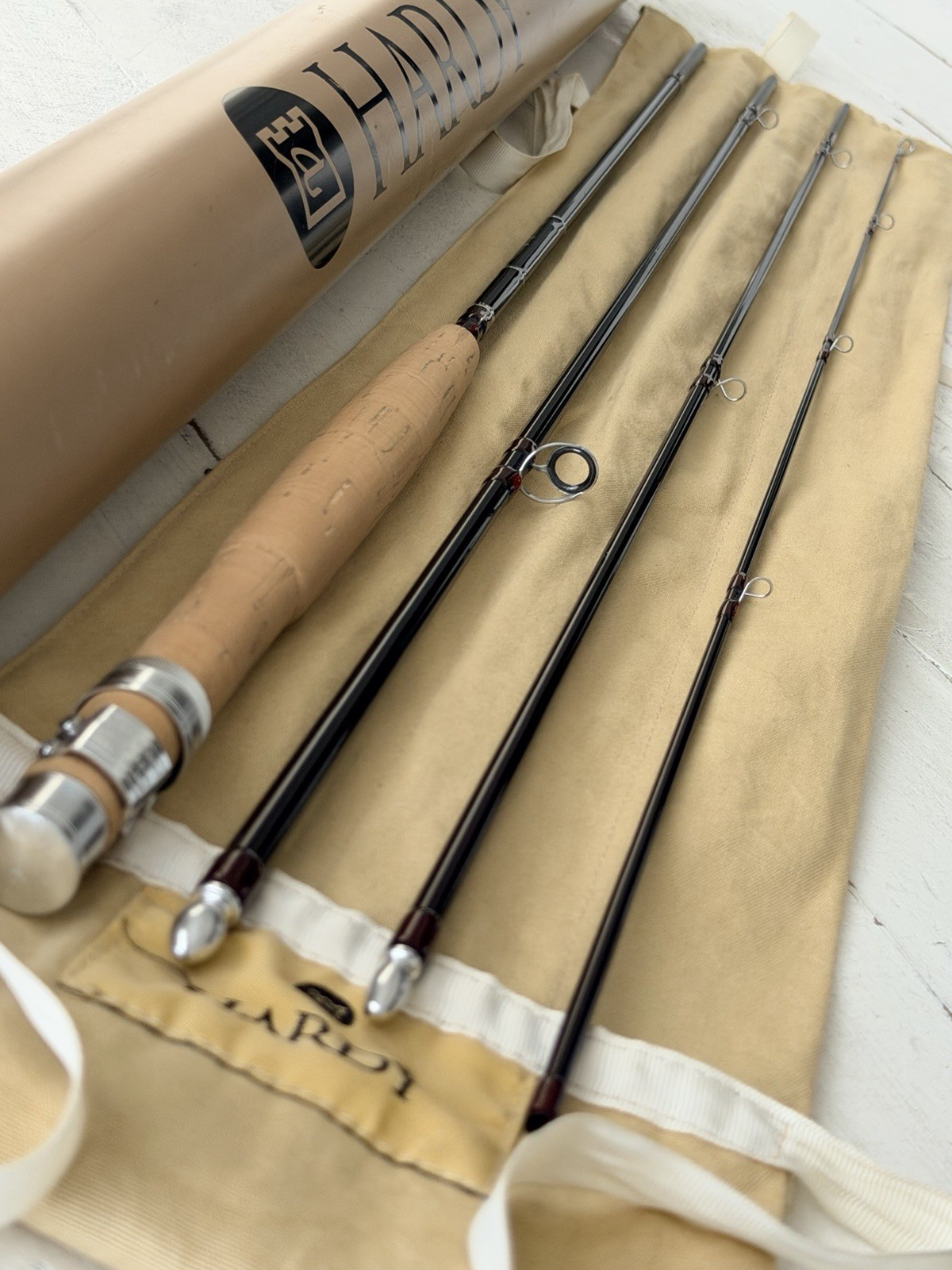 **BEAUTIFUL**🔥HARDY Classic Series LRH Lightweight 4wt. 8’6”in Rod🔥~LEGENDARY~