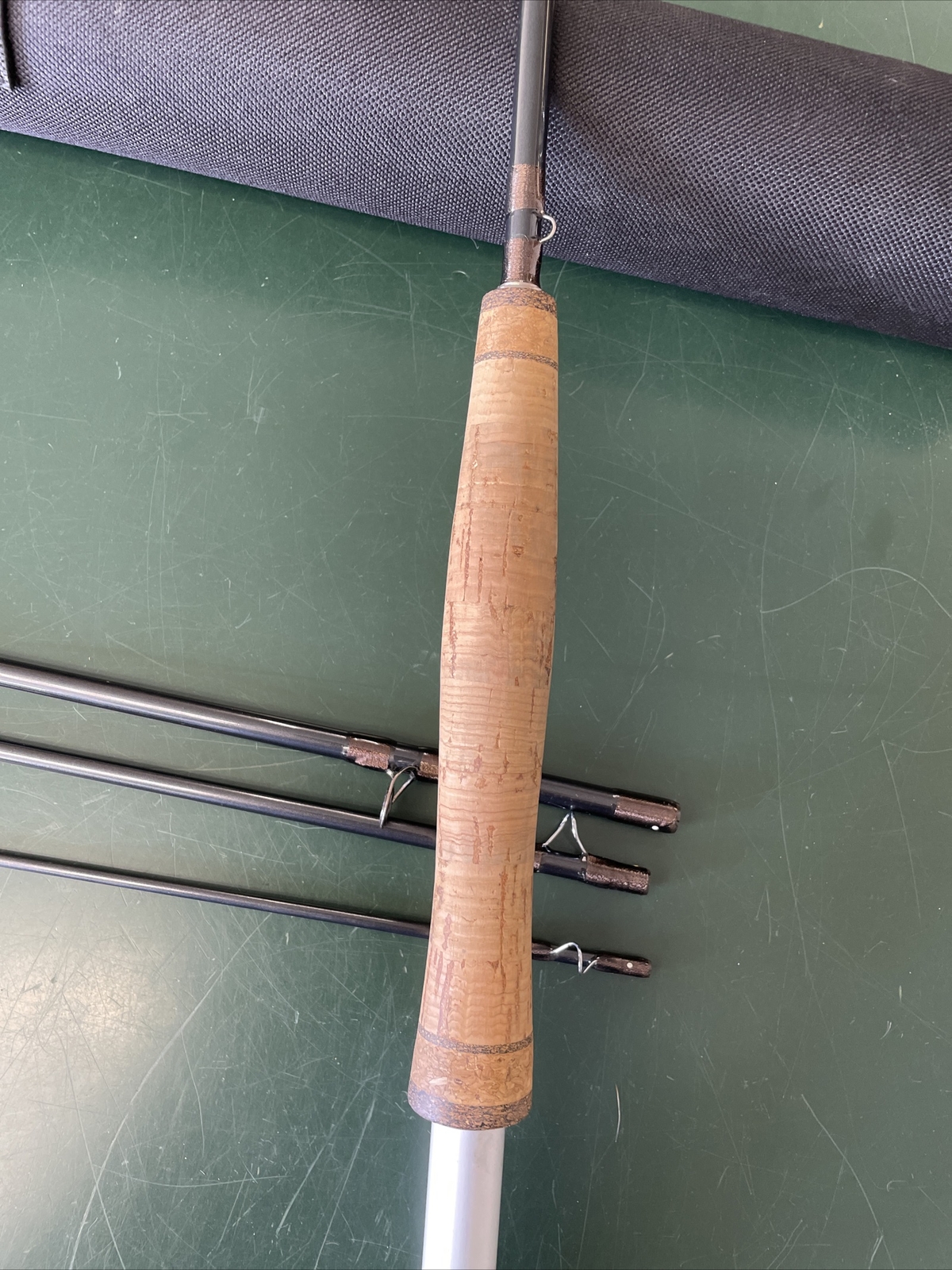 GREYS GRXi+ 8’6 #5 FLY ROD & CASE
