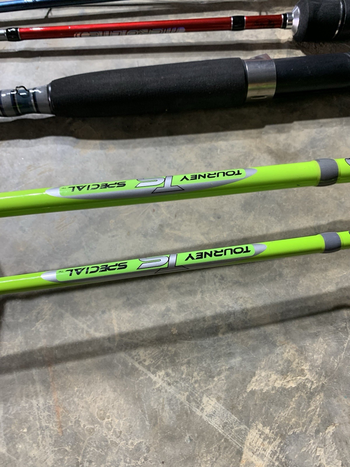 LOT OF 10 BASS PRO SHOPS FISHING RODS (BROKEN)
