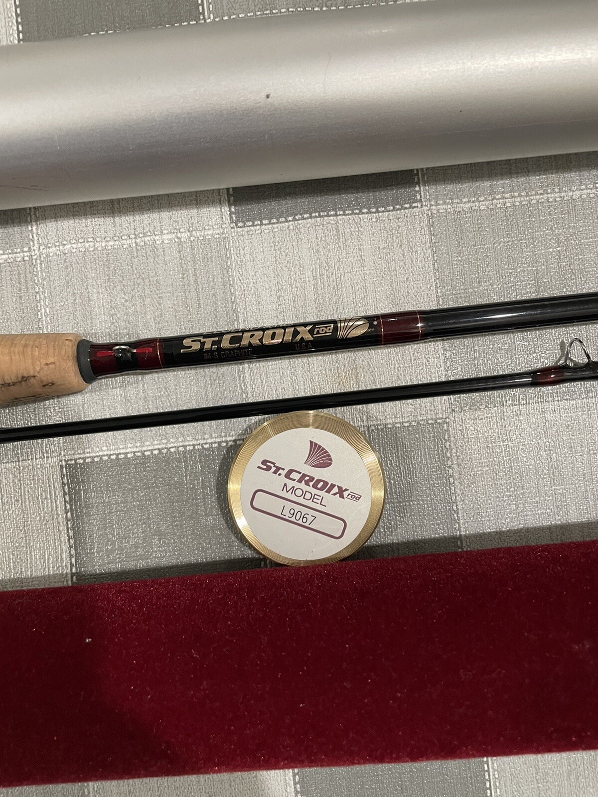 St. Croix Legend L9067 IM-S Graphite Fly Rod 9 Ft Wt 6/7 Cloth And Aluminum CASE